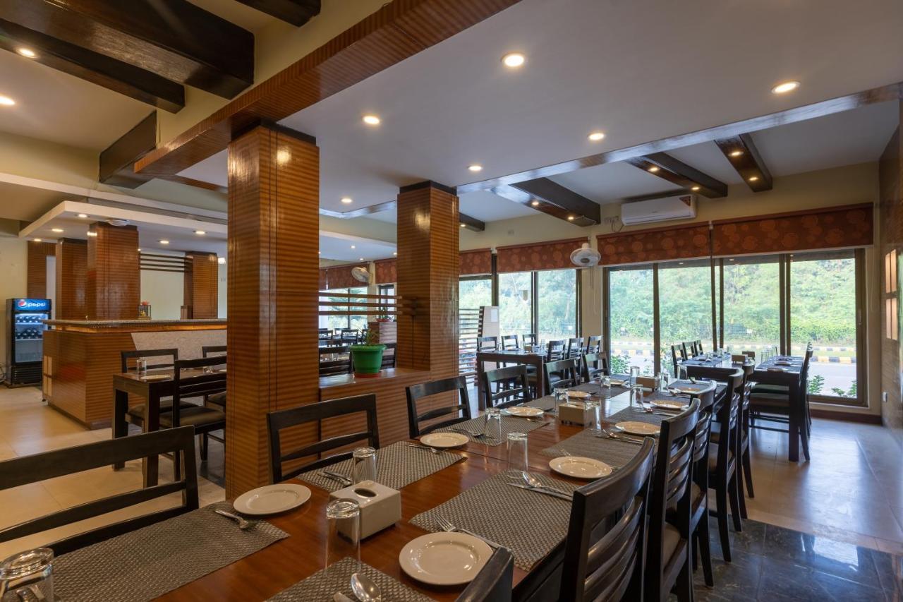 Hotel Peaceland Lumbini Buitenkant foto