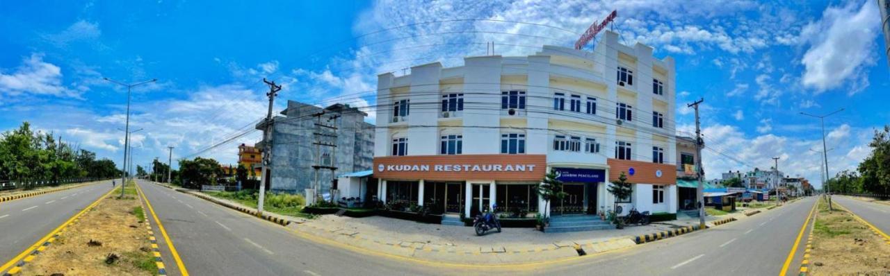 Hotel Peaceland Lumbini Buitenkant foto