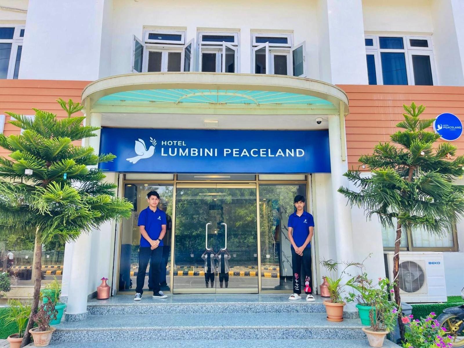 Hotel Peaceland Lumbini Buitenkant foto