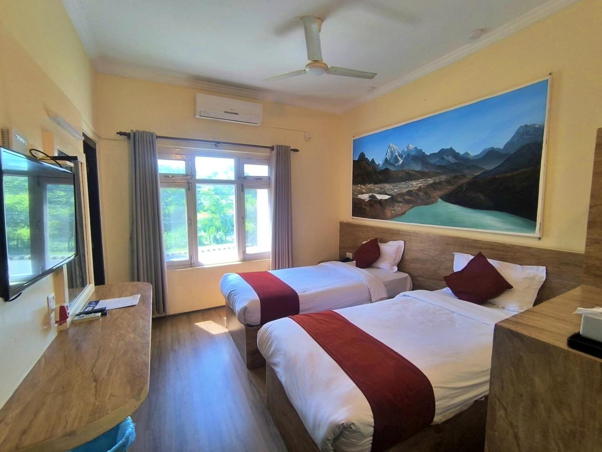 Hotel Peaceland Lumbini Buitenkant foto